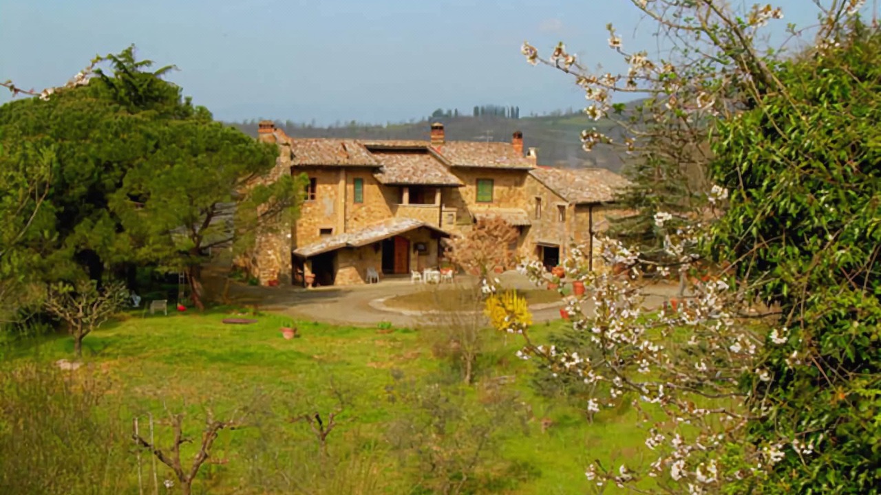 Photo of Buildings in Acquapendente