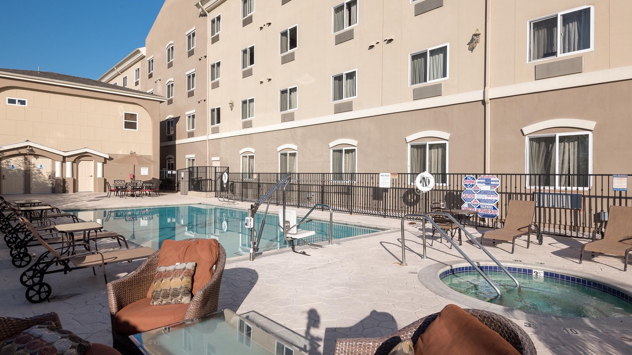 Photo of Outdoor in Hawthorne