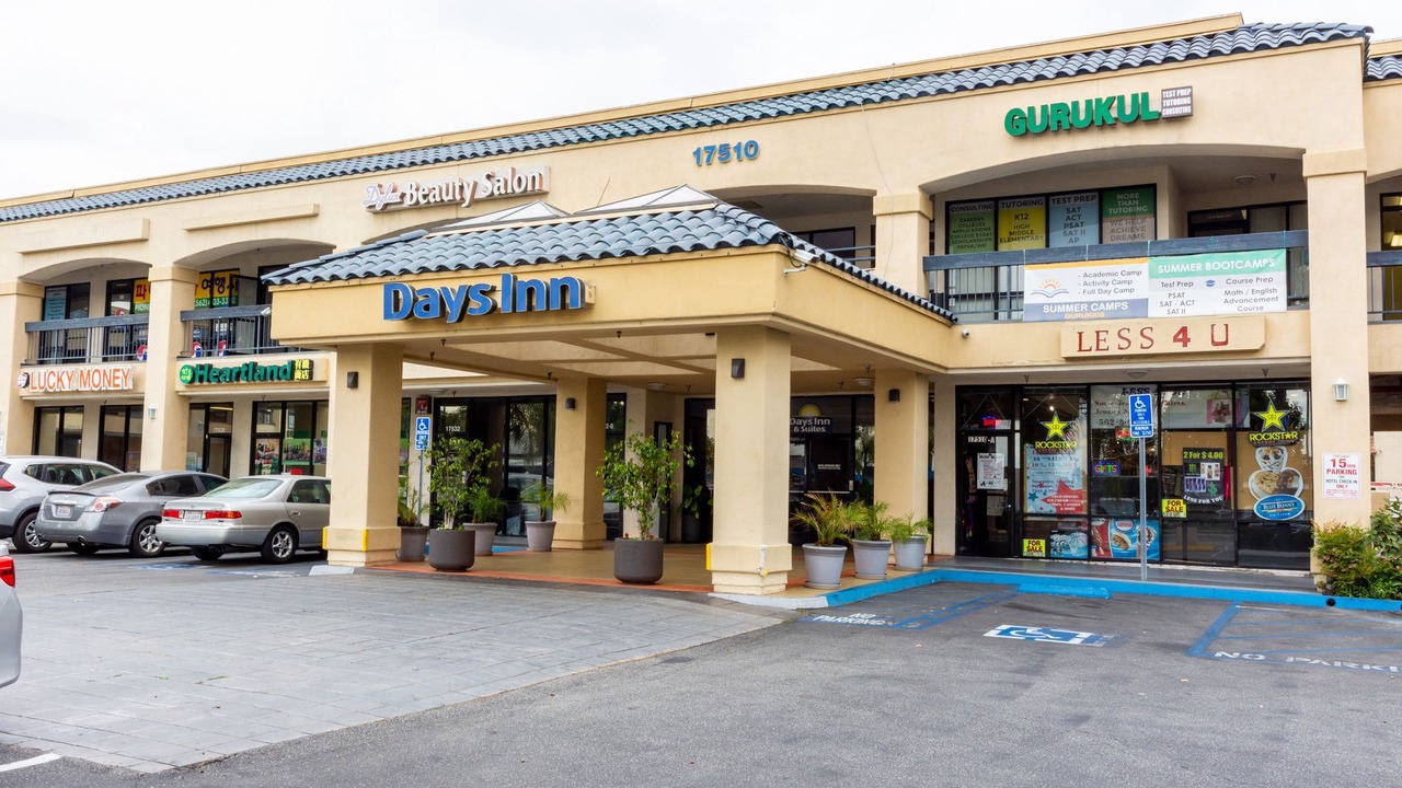 Photo of Buildings in Artesia