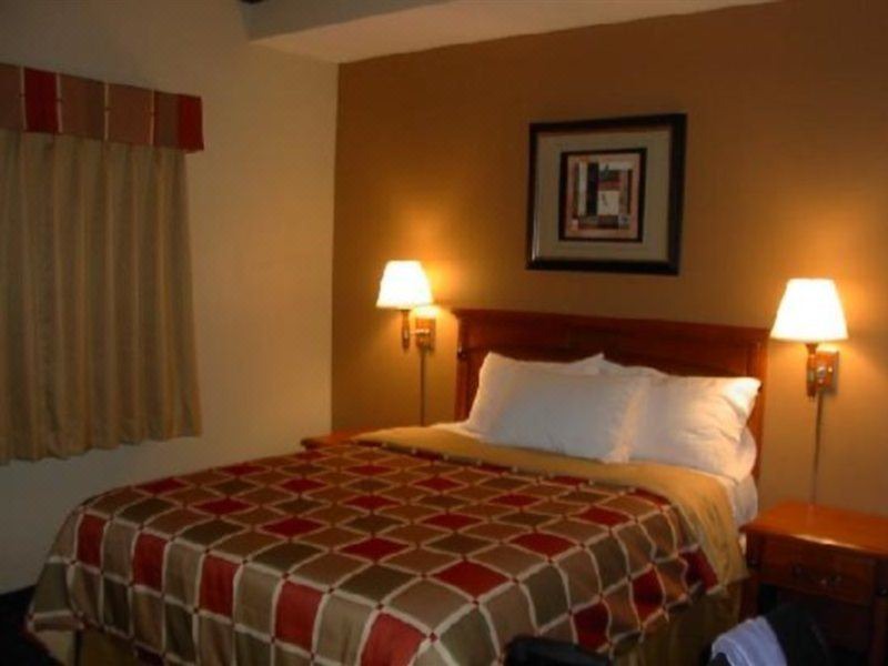 Photo of Bedroom in El Segundo