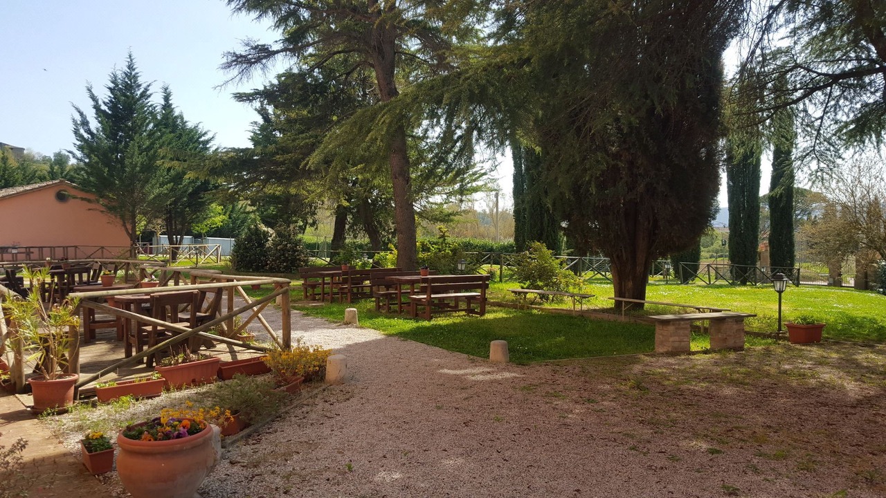 Photo of Buildings in Montelovesco