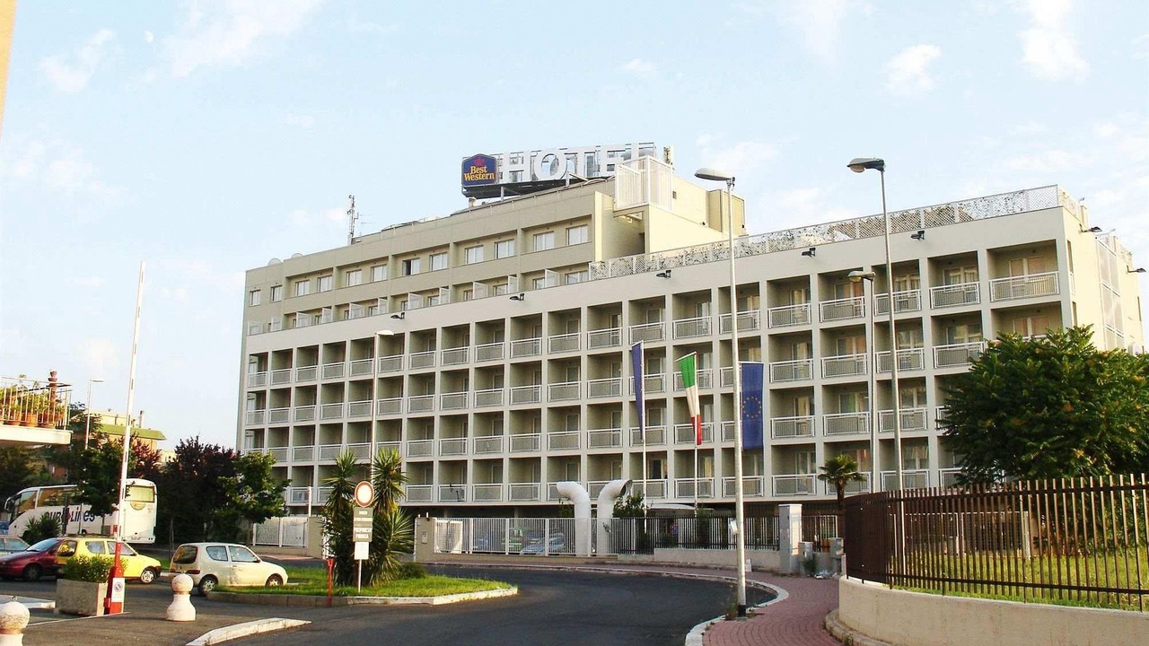Photo of Buildings in Torre Angela