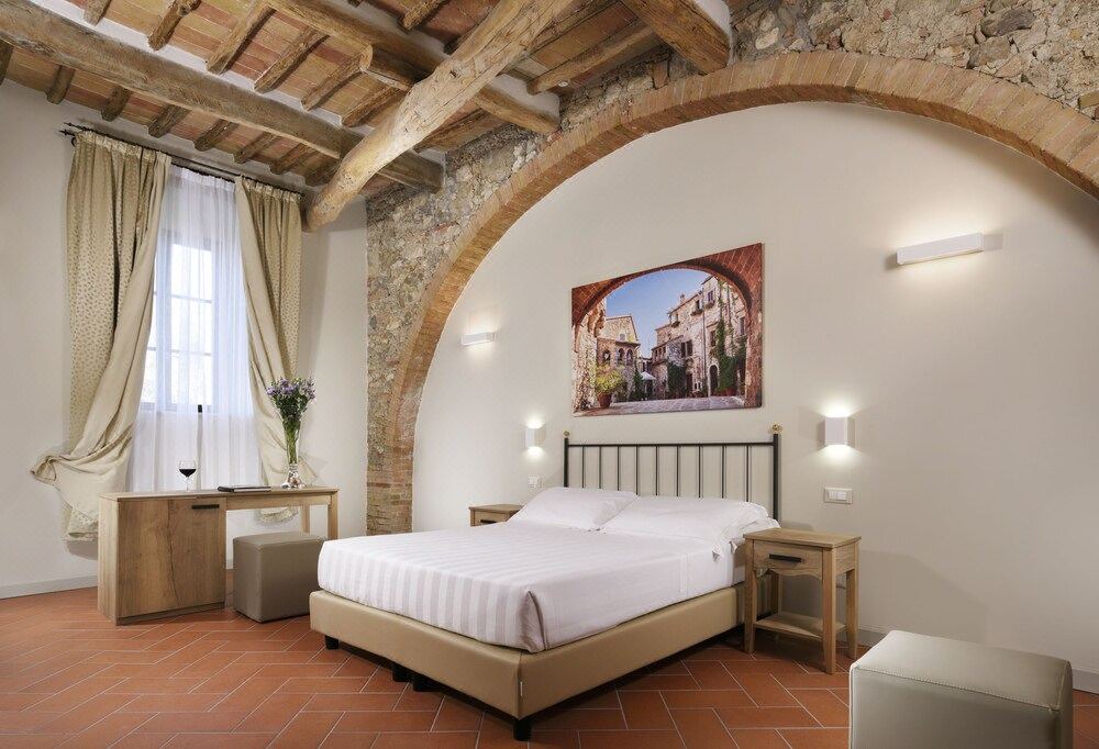 Photo of Bedroom in Mensanello