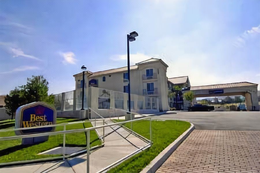Photo of Buildings in Palmdale