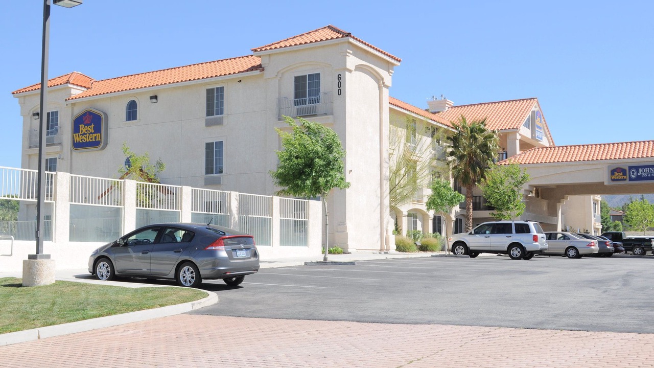 Photo of Buildings in Palmdale