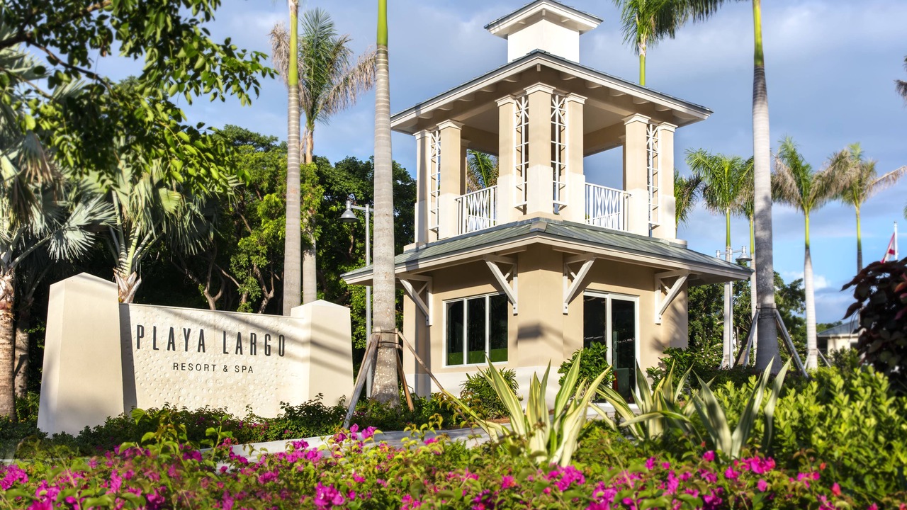 Photo of Buildings in Rock Harbor