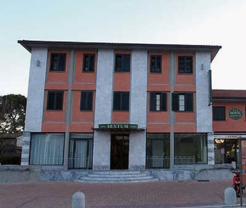 Photo of Buildings in Cascine-La Croce