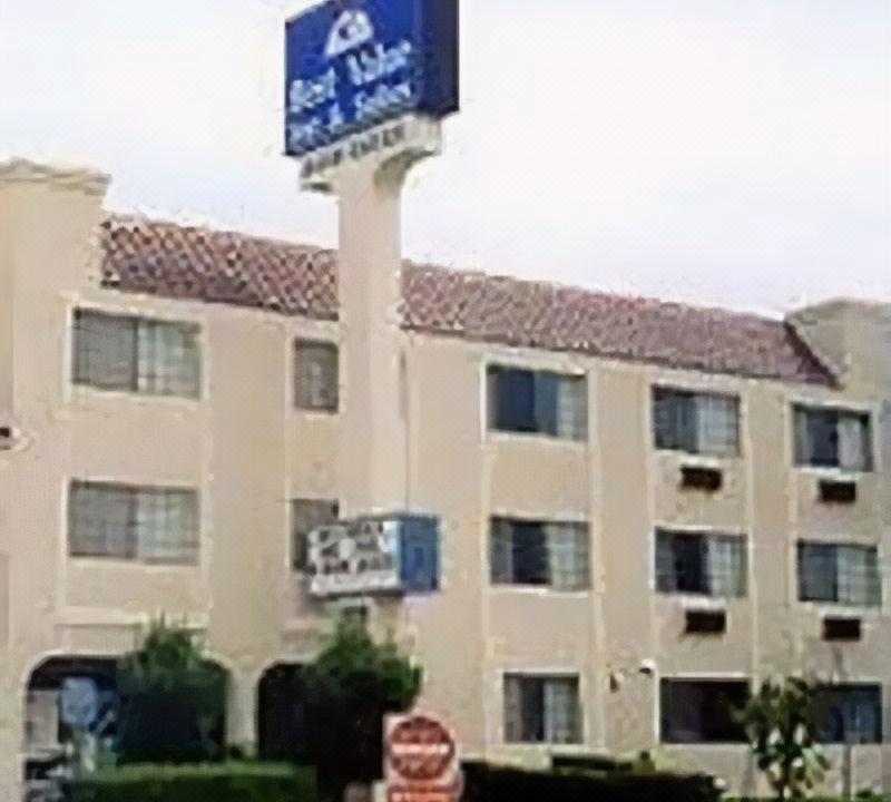 Photo of Buildings in Northwest Anaheim