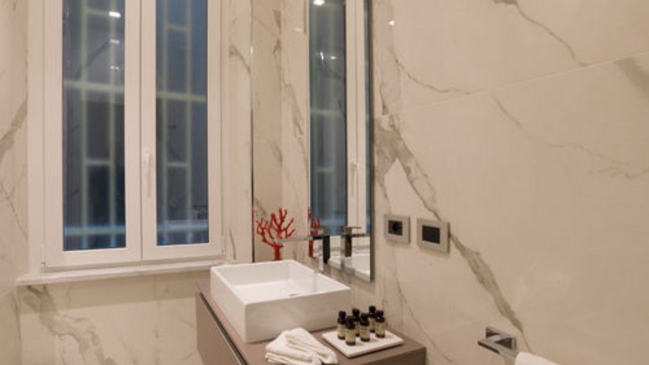 Photo of Bathroom in La Spezia Historic Centre
