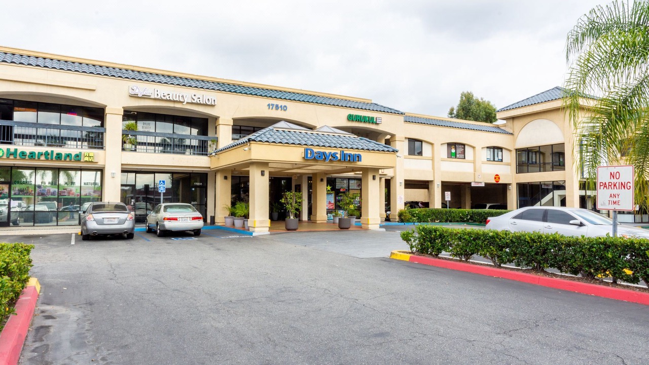 Photo of Buildings in Artesia