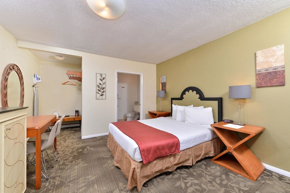 Photo of Bedroom in Northwest San Pedro