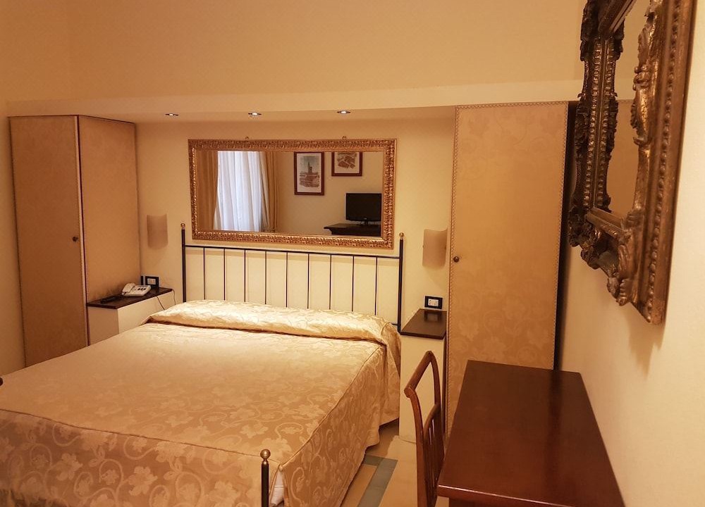 Photo of Bedroom in Mensanello