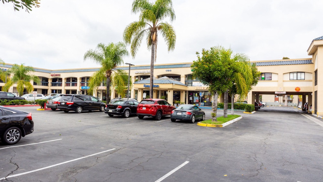 Photo of Buildings in Artesia