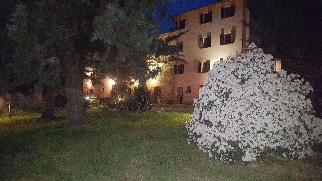 Photo of Buildings in Montelovesco