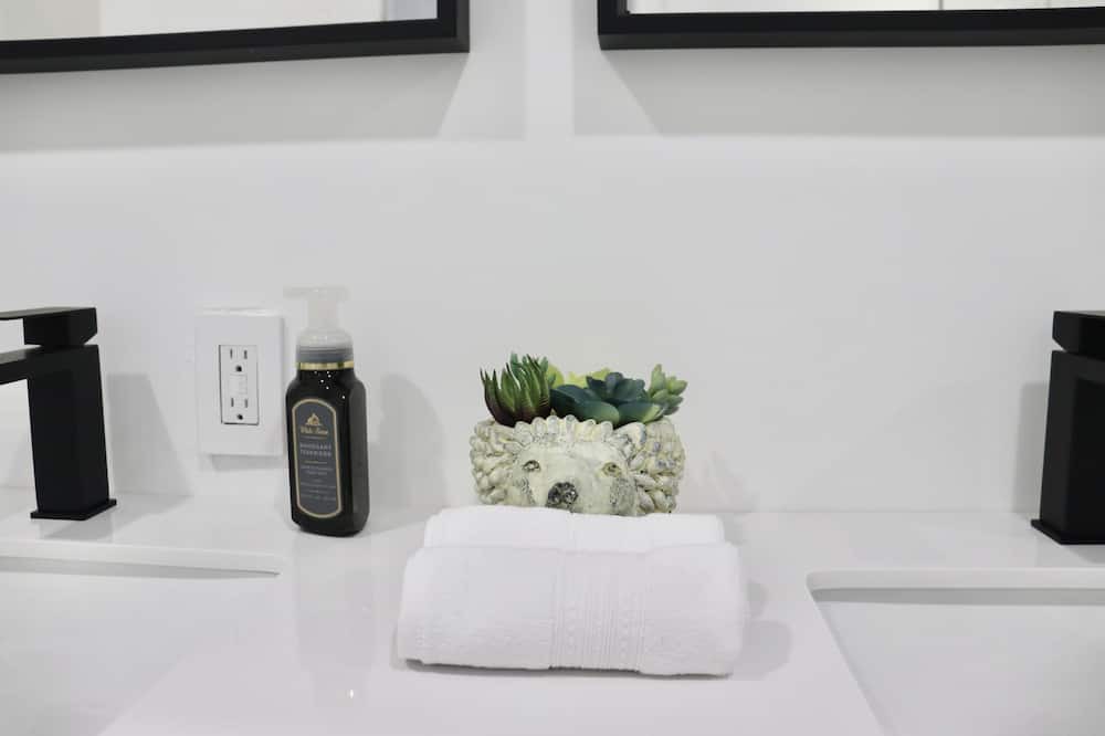 Photo of Bathroom in Richmond Heights