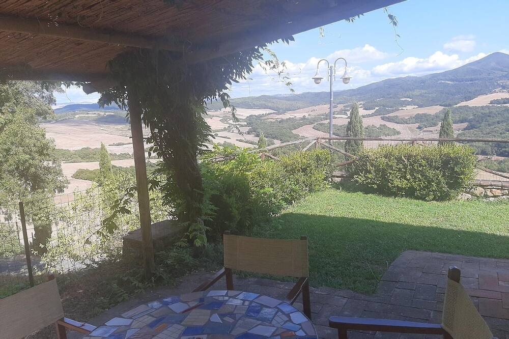Photo of Patio Balcony in Montecatini Val di Cecina