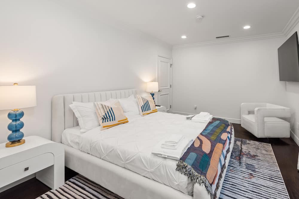 Photo of Bedroom in West Hollywood