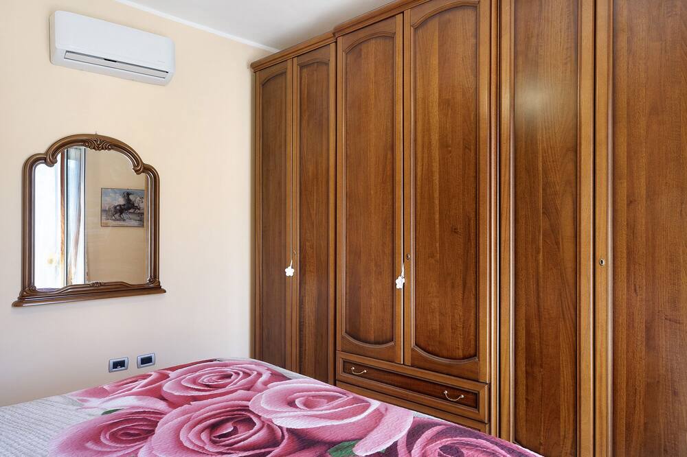 Photo of Bedroom in Pontedassio