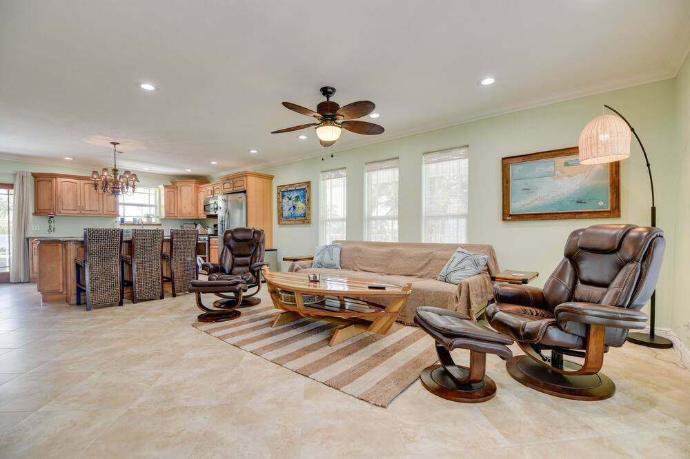 Photo of Livingroom in Key West