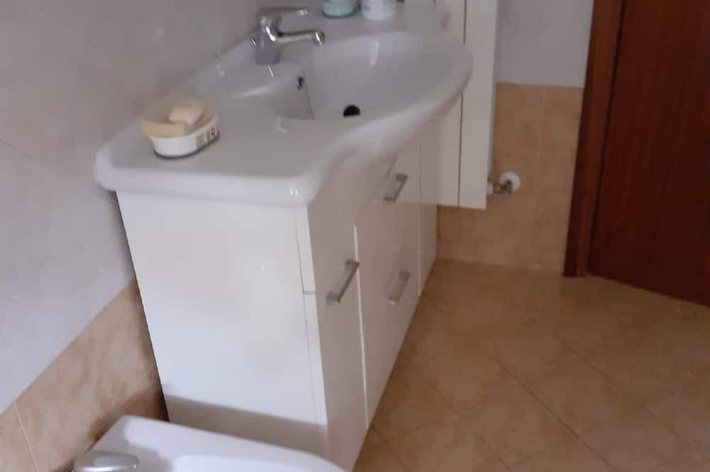 Photo of Bathroom in Tagliacozzo