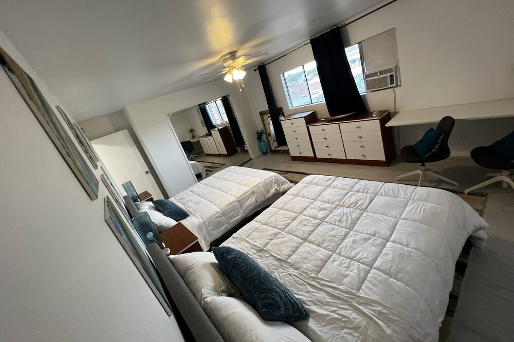 Photo of Bedroom in Lawndale