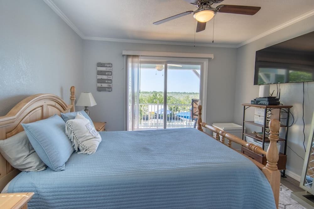 Photo of Bedroom in Port Pine Heights