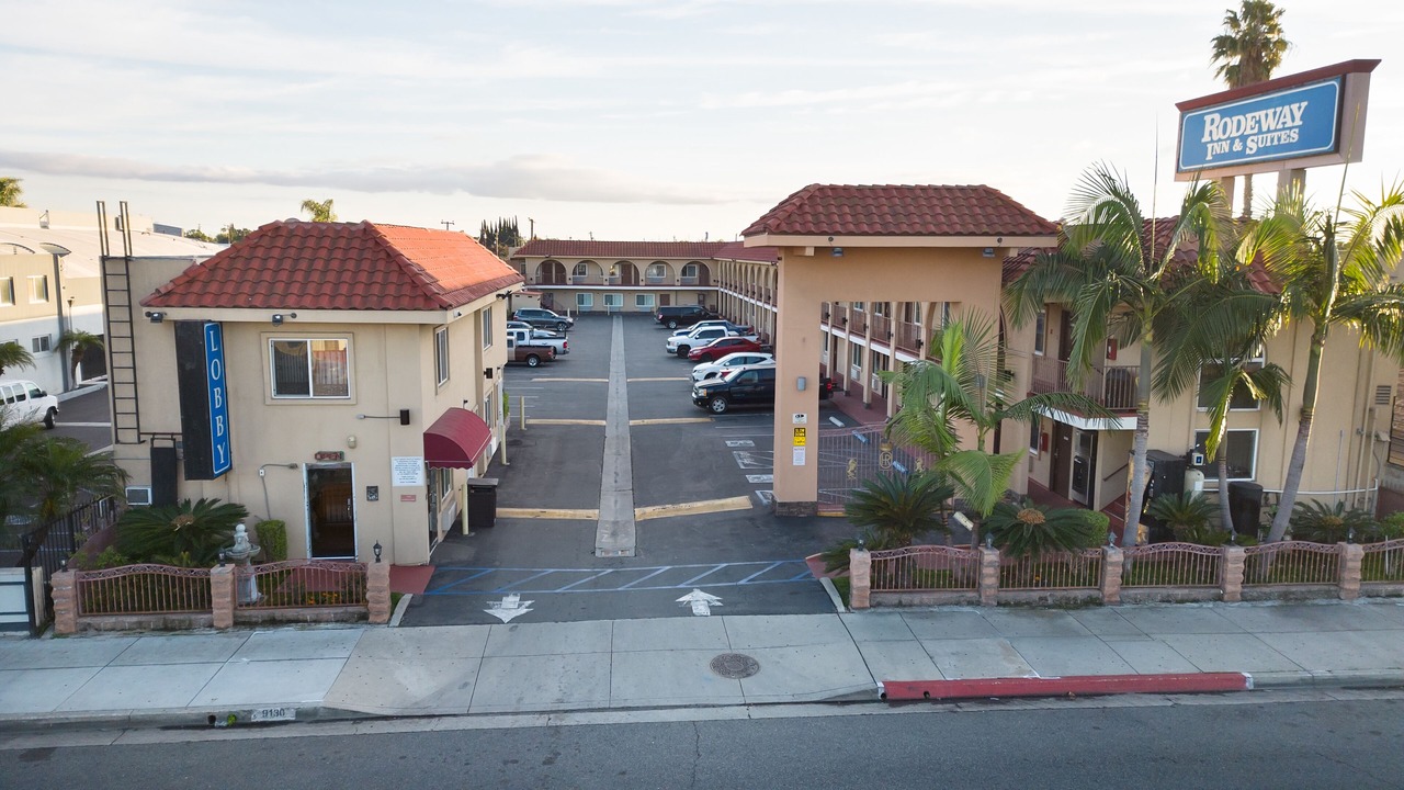 Photo of Outdoor in Bellflower