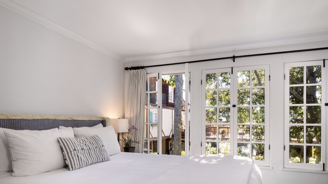 Photo of Bedroom in Beverly Grove