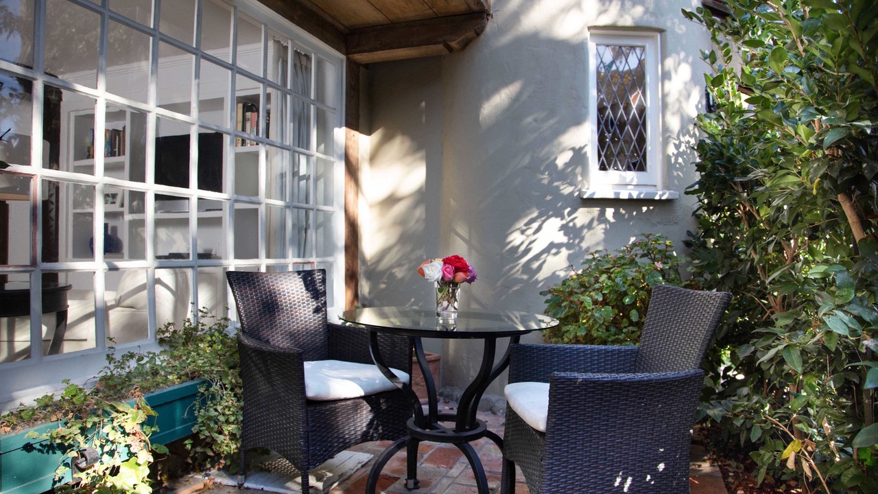 Photo of Bedroom in Beverly Grove