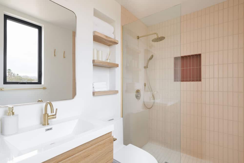 Photo of Bathroom in Yucca Valley