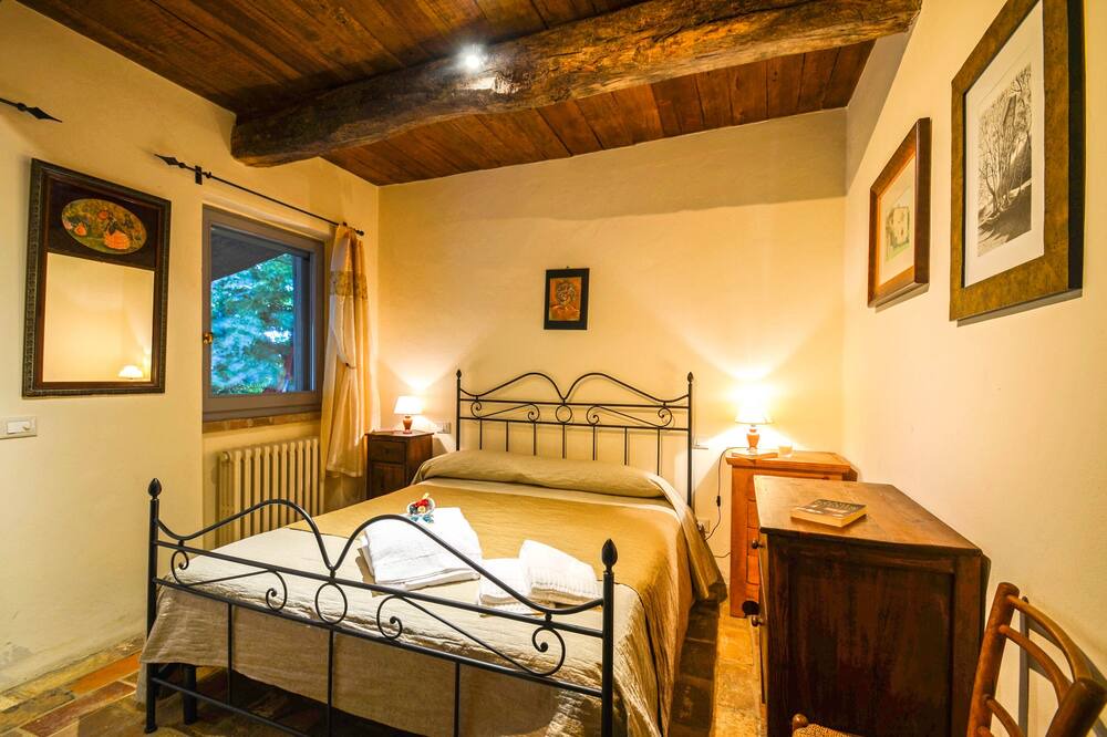 Photo of Bedroom in Passignano sul Trasimeno