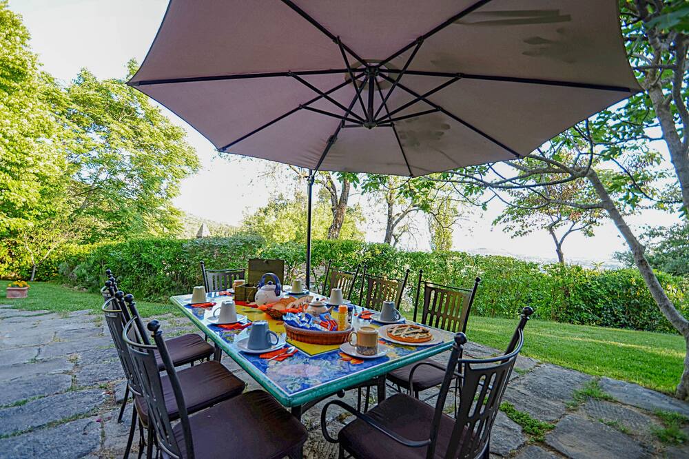Photo of Patio Balcony in Passignano sul Trasimeno