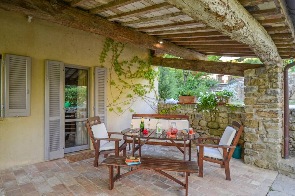 Photo of Patio Balcony in Passignano sul Trasimeno