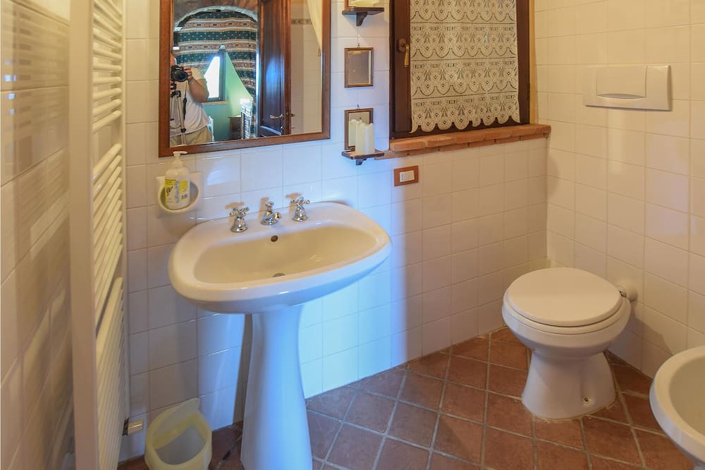 Photo of Bathroom in Monte Santa Maria Tiberina