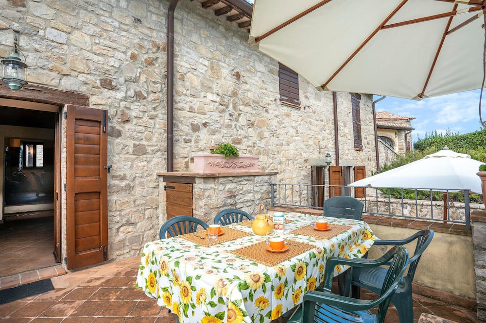 Photo of Outdoor in Izzalini