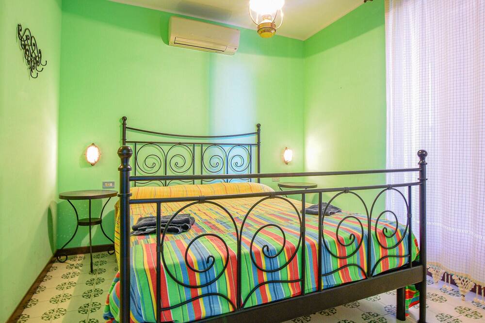 Photo of Bedroom in Capo D'arco