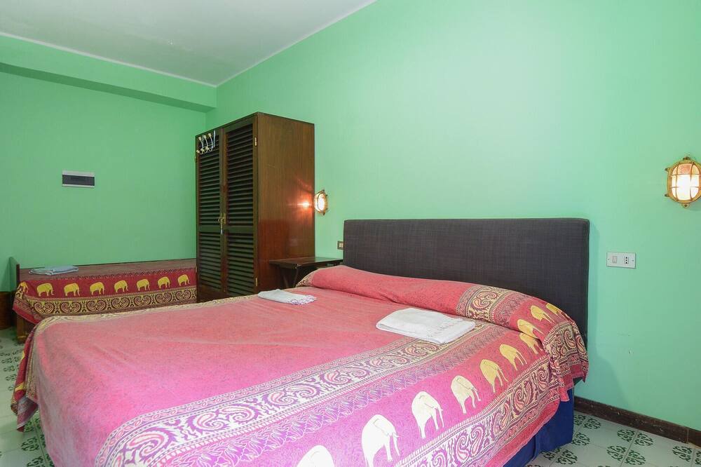 Photo of Bedroom in Capo D'arco