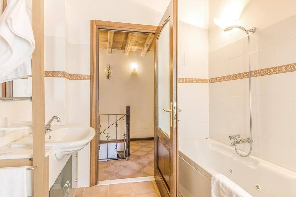 Photo of Bathroom in Magliano Sabina