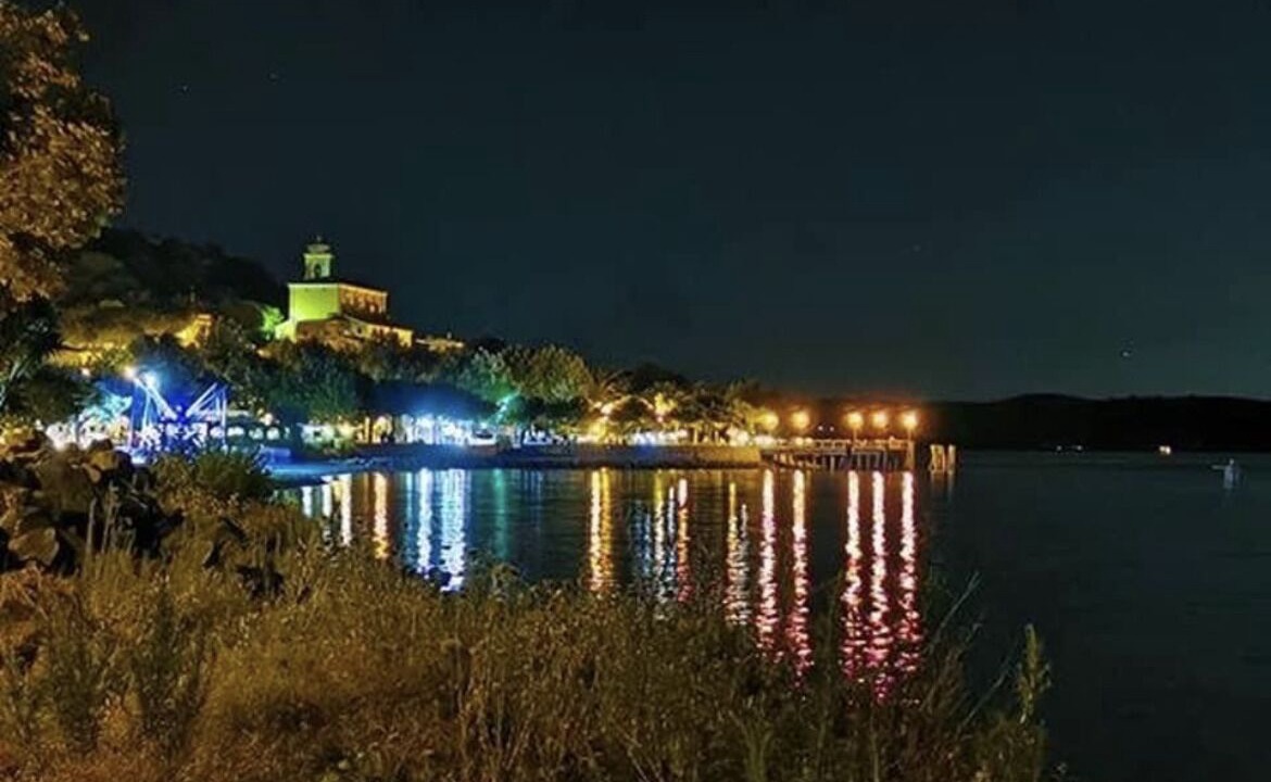 Photo of Others in Lake Bracciano