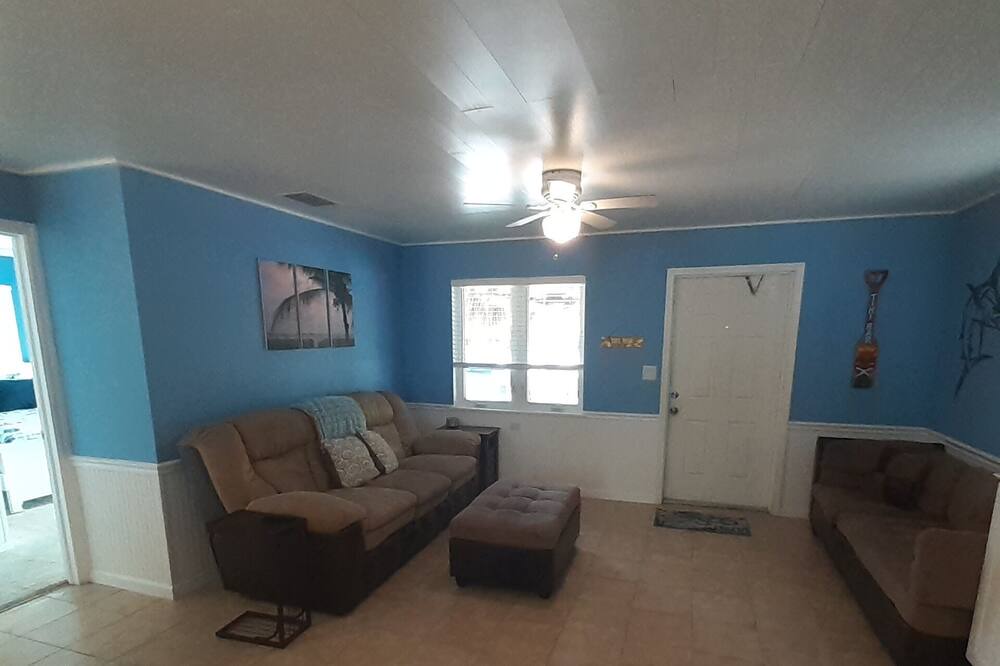 Photo of Livingroom in Little Torch Key