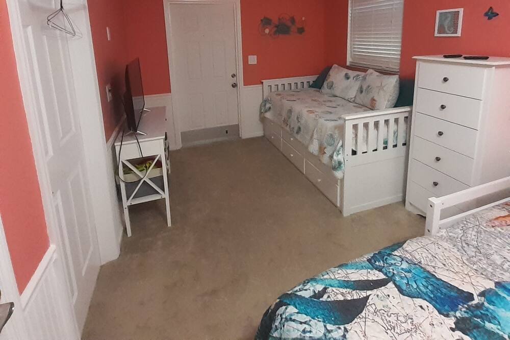 Photo of Bedroom in Little Torch Key