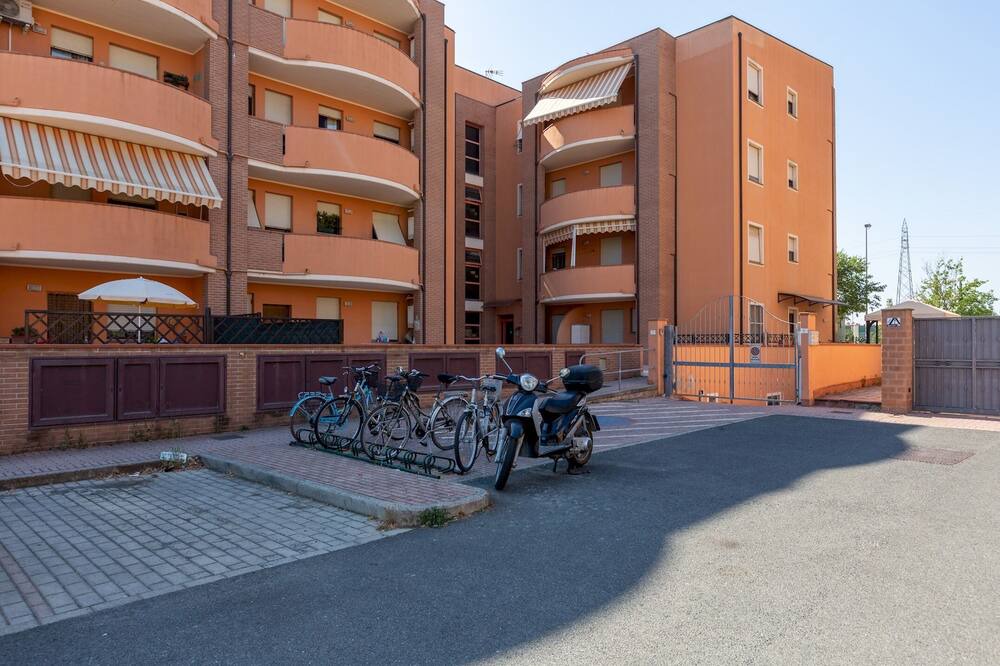Photo of Outdoor in Cecina