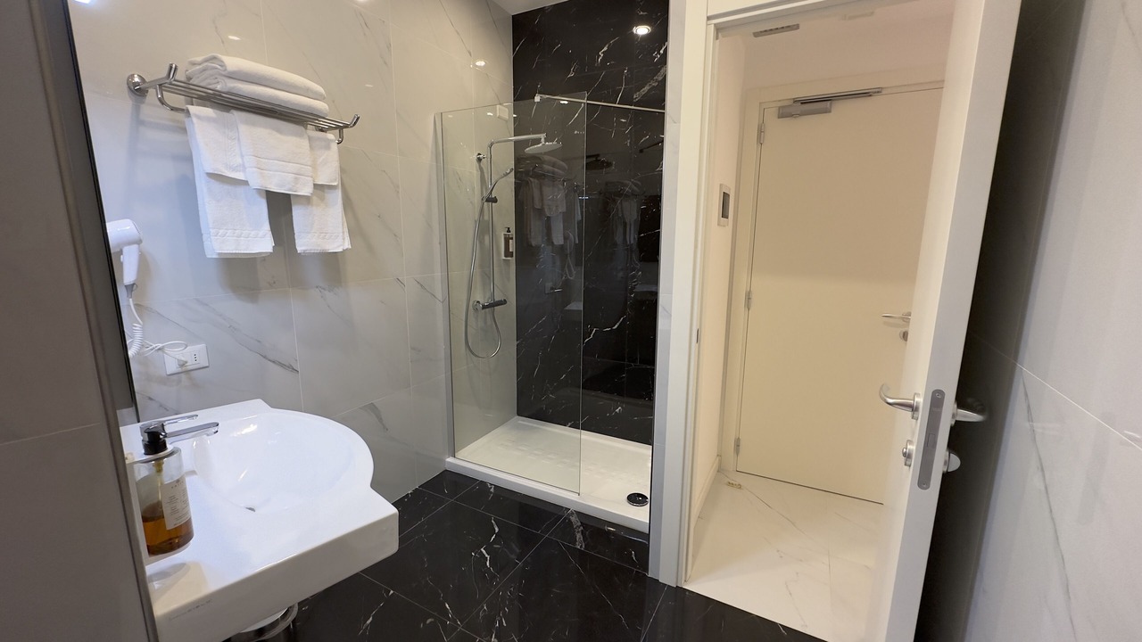 Photo of Bathroom in Civitavecchia