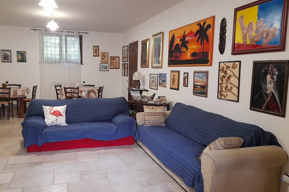 Photo of Livingroom in Lake Bracciano