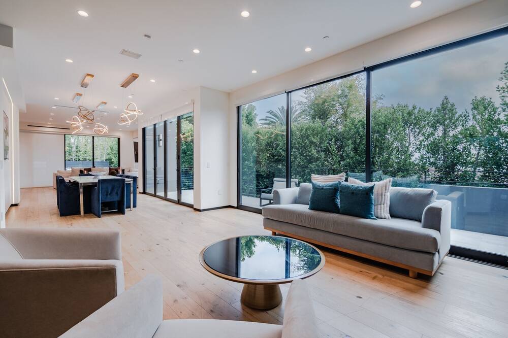 Photo of Livingroom in Hollywood