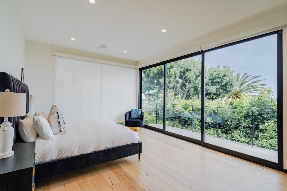 Photo of Bedroom in Hollywood