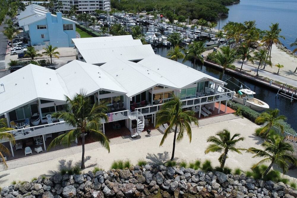 Photo of Outdoor in Pirates Cove