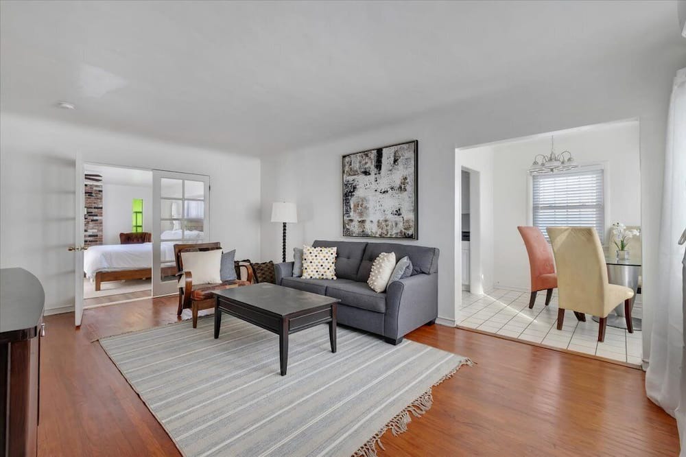 Photo of Livingroom in View Park-Windsor Hills