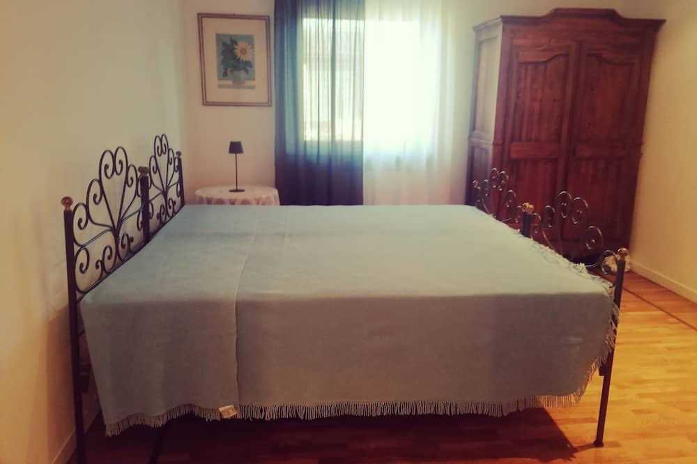Photo of Bedroom in Lake Bracciano