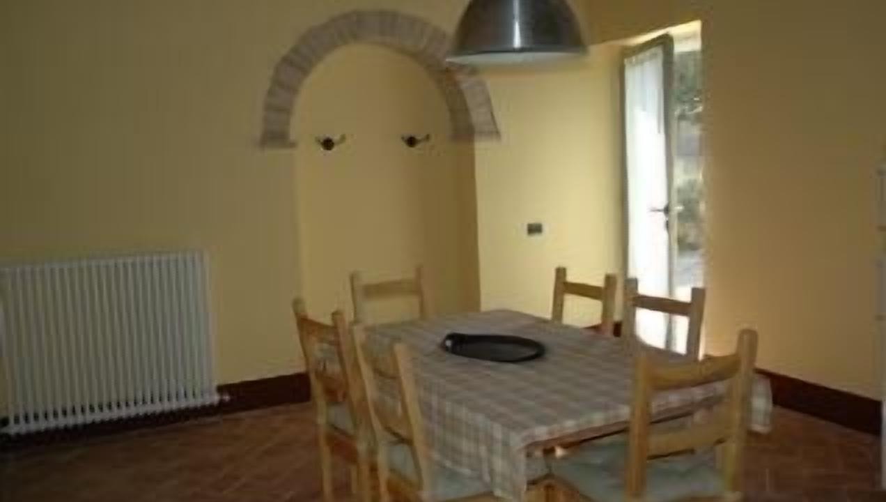Photo of Others in Montone